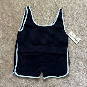 Seamless 2-Piece Cropped Tank Top and Dolphin Shorts